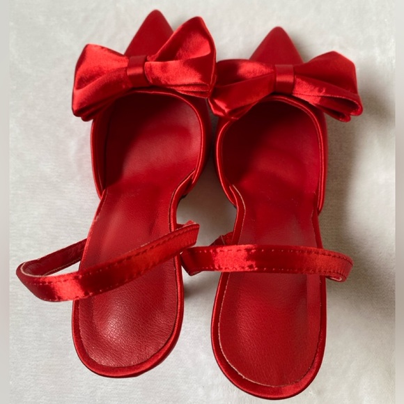 Red Heels With Ribbon Bow Coquette - Picture 7 of 13